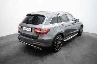 Mercedes-Benz GLC 350, 2.0, 235 kW, automatic, four-wheel drive