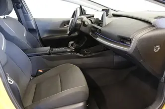 Toyota Prius, 2.0, 111 kW, подключаемый гибрид, автомат, передний привод