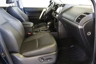 Toyota Land Cruiser, 2.8, 150 kW, diesel, automatic, four-wheel drive