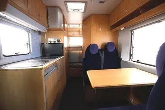 Fiat Knaus SUN TRAVELLER 605 KG, 2.8, 93 kW, diisel, manuaal, esivedu