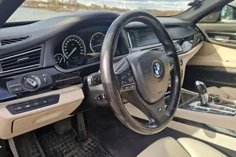 BMW 750, 3.0, 280 kW, diisel, automaat, nelikvedu