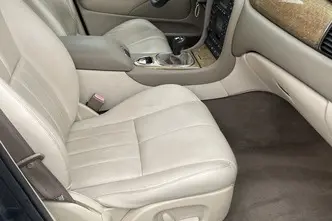 Jaguar S-Type, 2.5, 147 kW, petrol, manual, rear-wheel drive