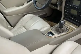 Jaguar S-Type, 2.5, 147 kW, petrol, manual, rear-wheel drive