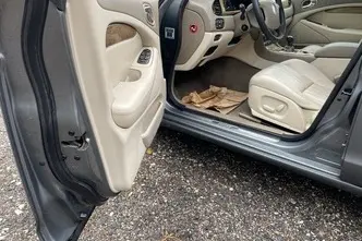 Jaguar S-Type, 2.5, 147 kW, petrol, manual, rear-wheel drive