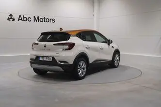 Renault Captur, 1.6, 68 kW, plug-in hybrid, automatic, front-wheel drive