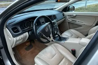 Volvo V60, 1.6, 84 kW, diesel, automatic, front-wheel drive