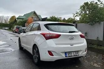 Hyundai i30, 1.6, 81 kW, diesel, automatic, front-wheel drive