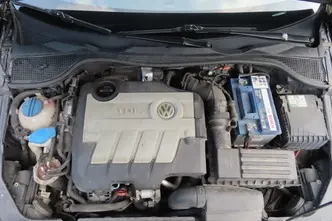 Volkswagen Scirocco, 2.0, 103 kW, diisel, automaat, esivedu