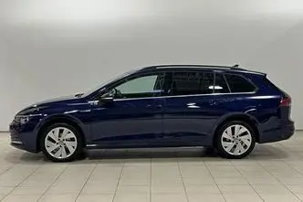 Volkswagen Golf, 1.5, 96 kW, hybrid, automatic, front-wheel drive