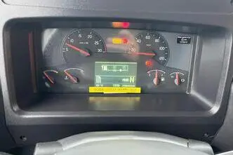 Volvo B5LH 7900 HYBRID 4x2, 177 kW, diisel, automaat