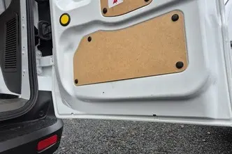 Ford Transit Connect, 1.5, 73.3 kW, дизель, механическая, передний привод