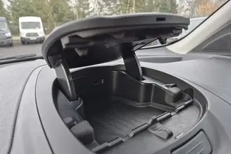 Ford Transit Connect, 1.5, 73.3 kW, дизель, механическая, передний привод