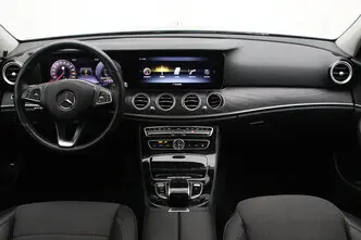 Mercedes-Benz E 220, 2.0, 143 kW, diisel, automaat, tagavedu