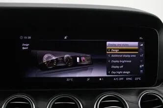 Mercedes-Benz E 220, 2.0, 143 kW, diisel, automaat, tagavedu