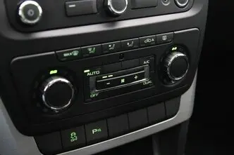 Škoda Yeti, 1.2, 77 kW, bensiin, automaat, esivedu