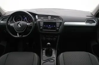 Volkswagen Tiguan, 1.4, 92 kW, бензин, механическая, передний привод