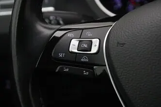 Volkswagen Tiguan, 1.4, 92 kW, бензин, механическая, передний привод