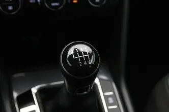 Volkswagen Tiguan, 1.4, 92 kW, бензин, механическая, передний привод