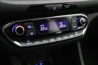 Hyundai i30, 1.4, 103 kW, бензин, механическая, передний привод