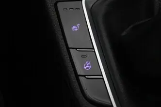 Hyundai i30, 1.4, 103 kW, бензин, механическая, передний привод