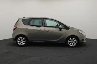 Opel Meriva, 1.4, 88 kW, бензин, механическая, передний привод