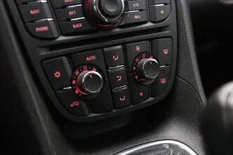 Opel Meriva, 1.4, 88 kW, бензин, механическая, передний привод