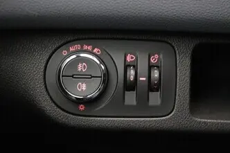 Opel Meriva, 1.4, 88 kW, бензин, механическая, передний привод