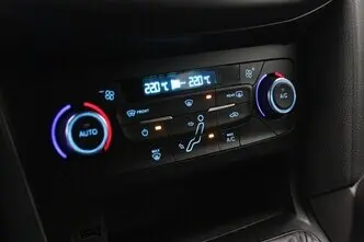 Ford Focus, 1.5, 110 kW, бензин, механическая, передний привод