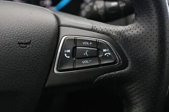 Ford Focus, 1.5, 110 kW, бензин, механическая, передний привод