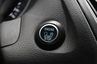 Ford Focus, 1.5, 110 kW, бензин, механическая, передний привод