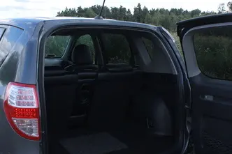 Toyota RAV4, 2.2, 110 kW, diisel, automaat, nelikvedu