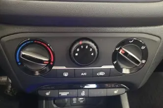 Hyundai i20, 1.0, 73 kW, petrol, automatic, front-wheel drive