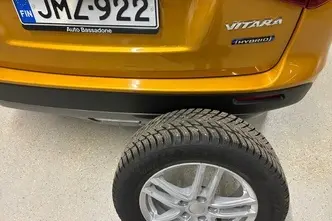 Suzuki Vitara, 1.5, 85 kW, hybrid, automatic, front-wheel drive