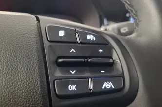 Hyundai i10, 1.0, 46 kW, petrol, manual, front-wheel drive