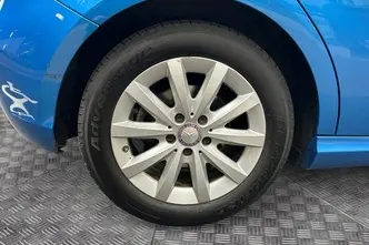 Mercedes-Benz A, 1.6, 75 kW, petrol, automatic, front-wheel drive