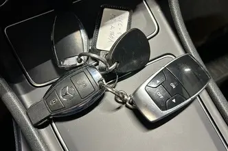 Mercedes-Benz A, 1.6, 75 kW, petrol, automatic, front-wheel drive