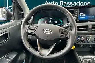 Hyundai i10, 1.0, 46 kW, petrol, manual, front-wheel drive