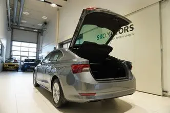 Škoda Octavia, 1.0, 81 kW, hübriid, automaat, esivedu