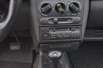 Opel Corsa, 1.4, 44 kW, bensiin, automaat, esivedu