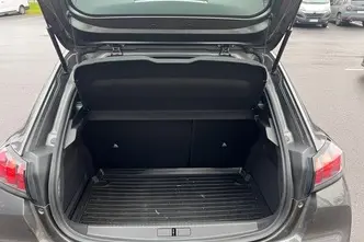 Peugeot 208, 1.2, 74 kW, bensiin, automaat, esivedu