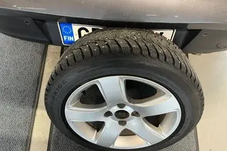 Peugeot 208, 1.2, 74 kW, bensiin, automaat, esivedu