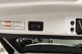 Toyota Corolla Cross, 2.0, 145 kW, hübriid, automaat, esivedu