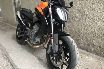 KTM, 0.9, 85 kW, bensiin, manuaal, tagavedu