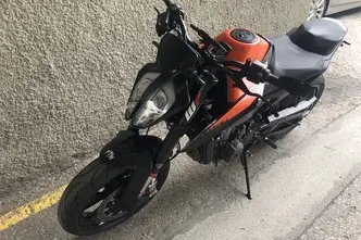 KTM, 0.9, 85 kW, bensiin, manuaal, tagavedu