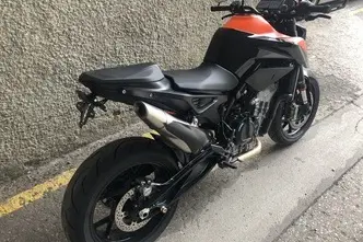 KTM, 0.9, 85 kW, bensiin, manuaal, tagavedu