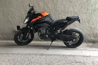 KTM, 0.9, 85 kW, bensiin, manuaal, tagavedu