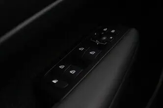 Volvo XC40, 150 kW, elekter, automaat, nelikvedu