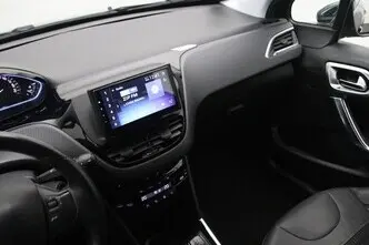 Peugeot 2008, 1.6, 88 kW, bensiin, manuaal, esivedu