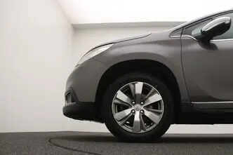 Peugeot 2008, 1.6, 88 kW, bensiin, manuaal, esivedu