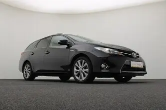 Toyota Auris, 1.8, 73 kW, hübriid, automaat, esivedu